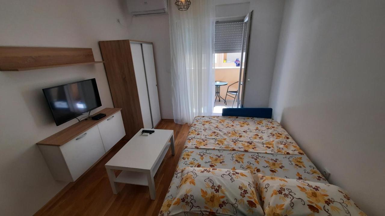 Апартаменты Apartman Seka Подгорица Экстерьер фото